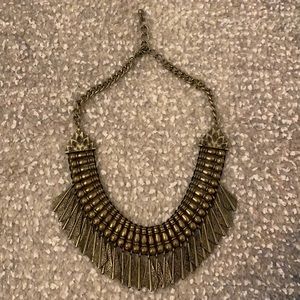 Gold detailed necklace